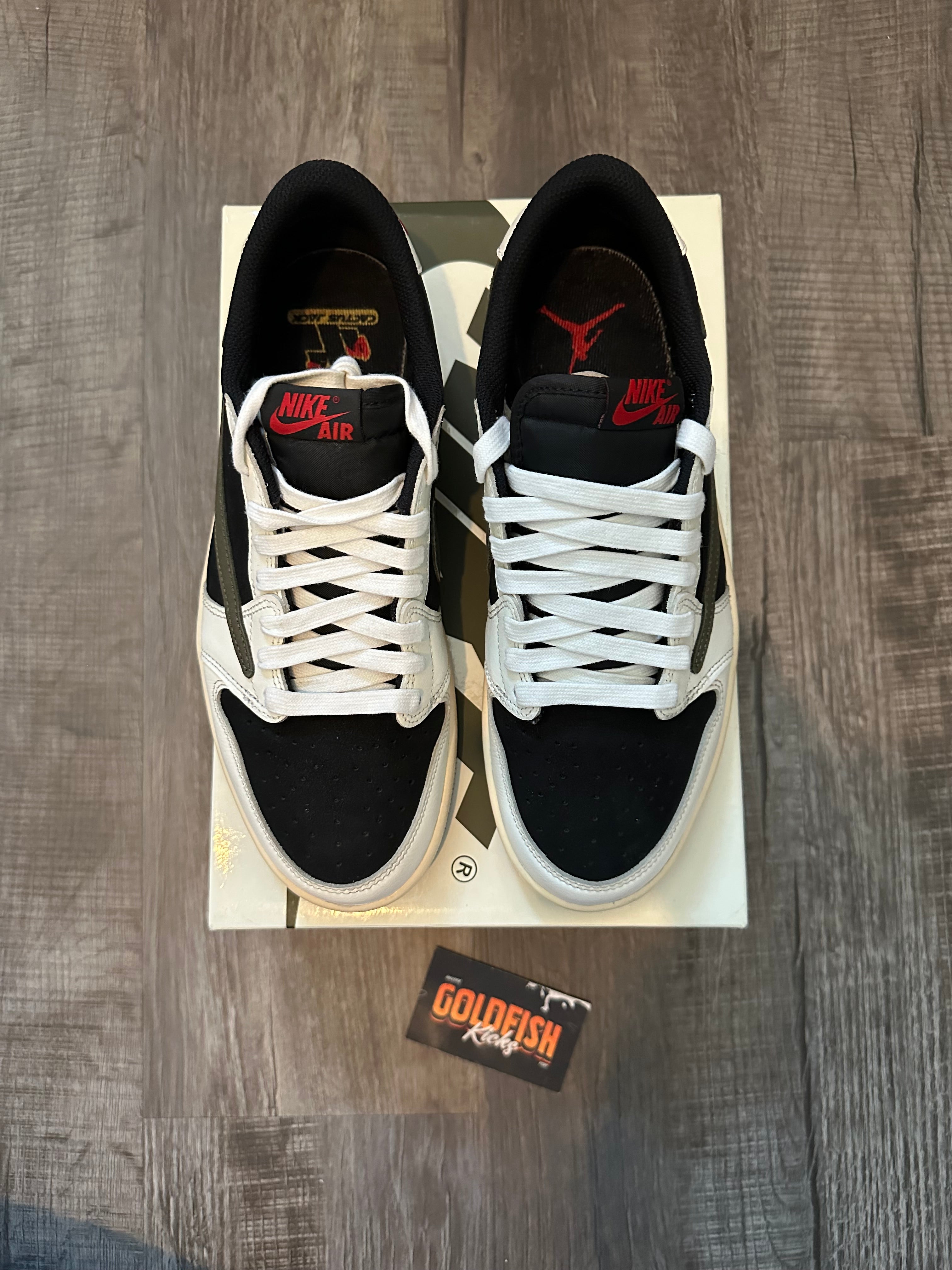 Jordan 1 Retro Low OG SP Travis Scott Olive (Women's) (Size 10W/8.5M)