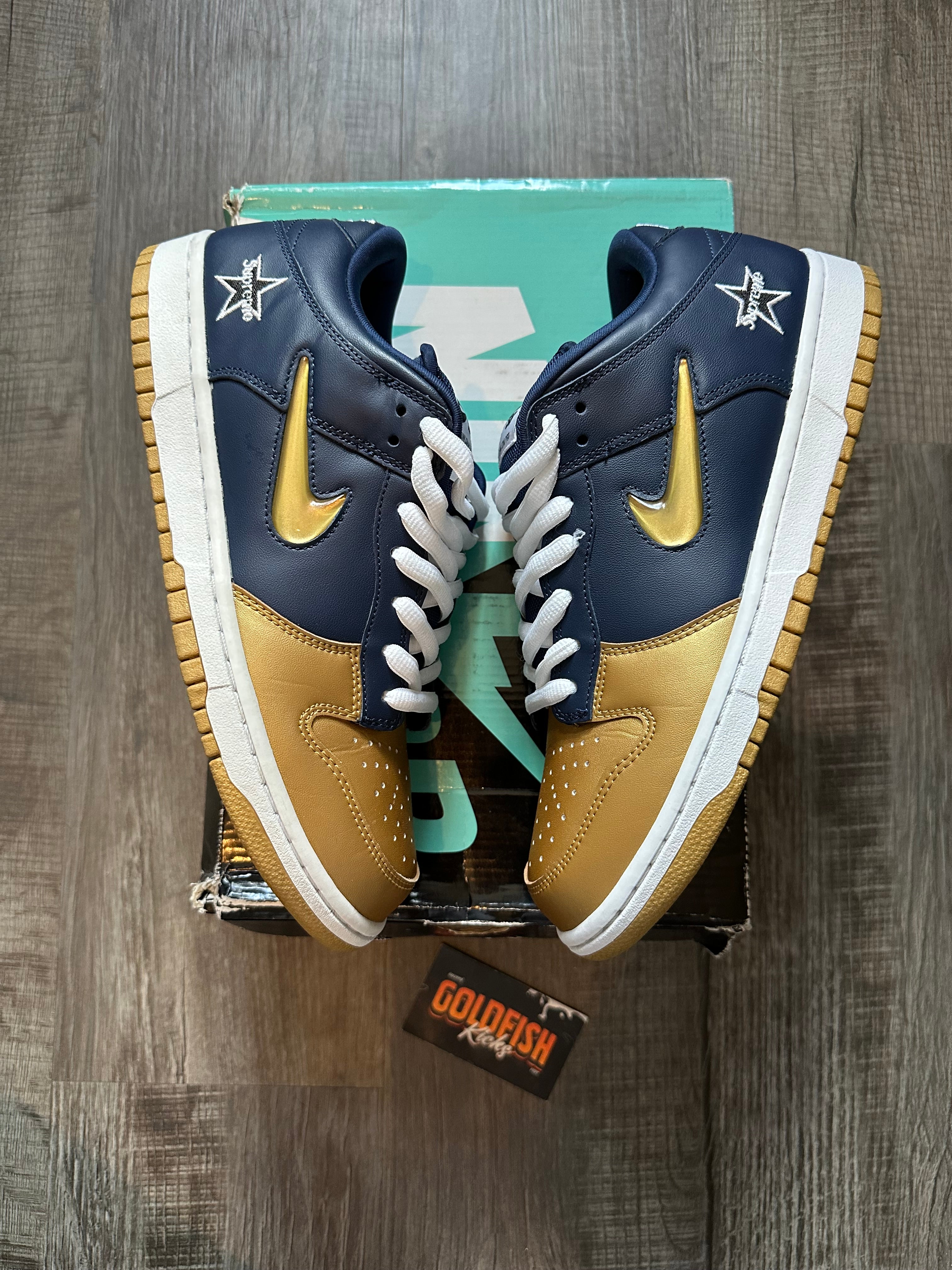 Nike SB Dunk Low Supreme Jewel Swoosh Gold (Size 9.5)