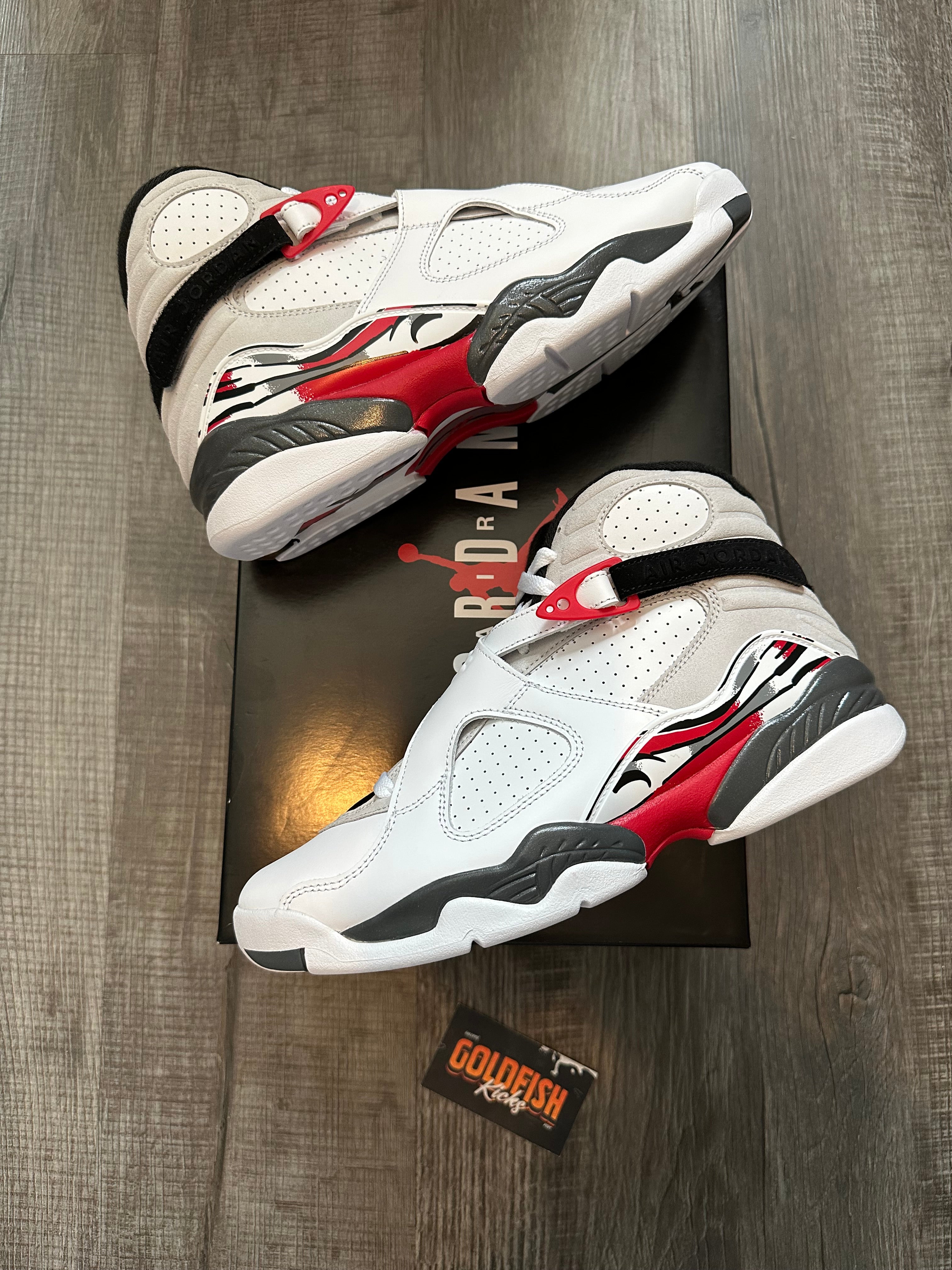 Jordan 8 Retro White True Red (2025)