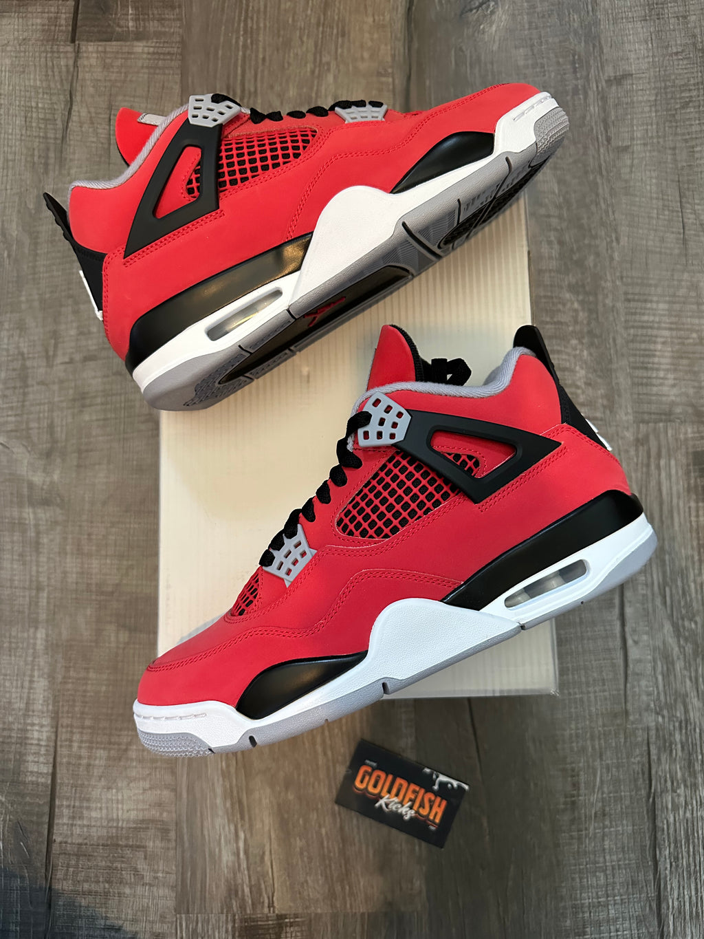 Jordan 4 Retro Toro Bravo (2026) (Multiple Sizes)