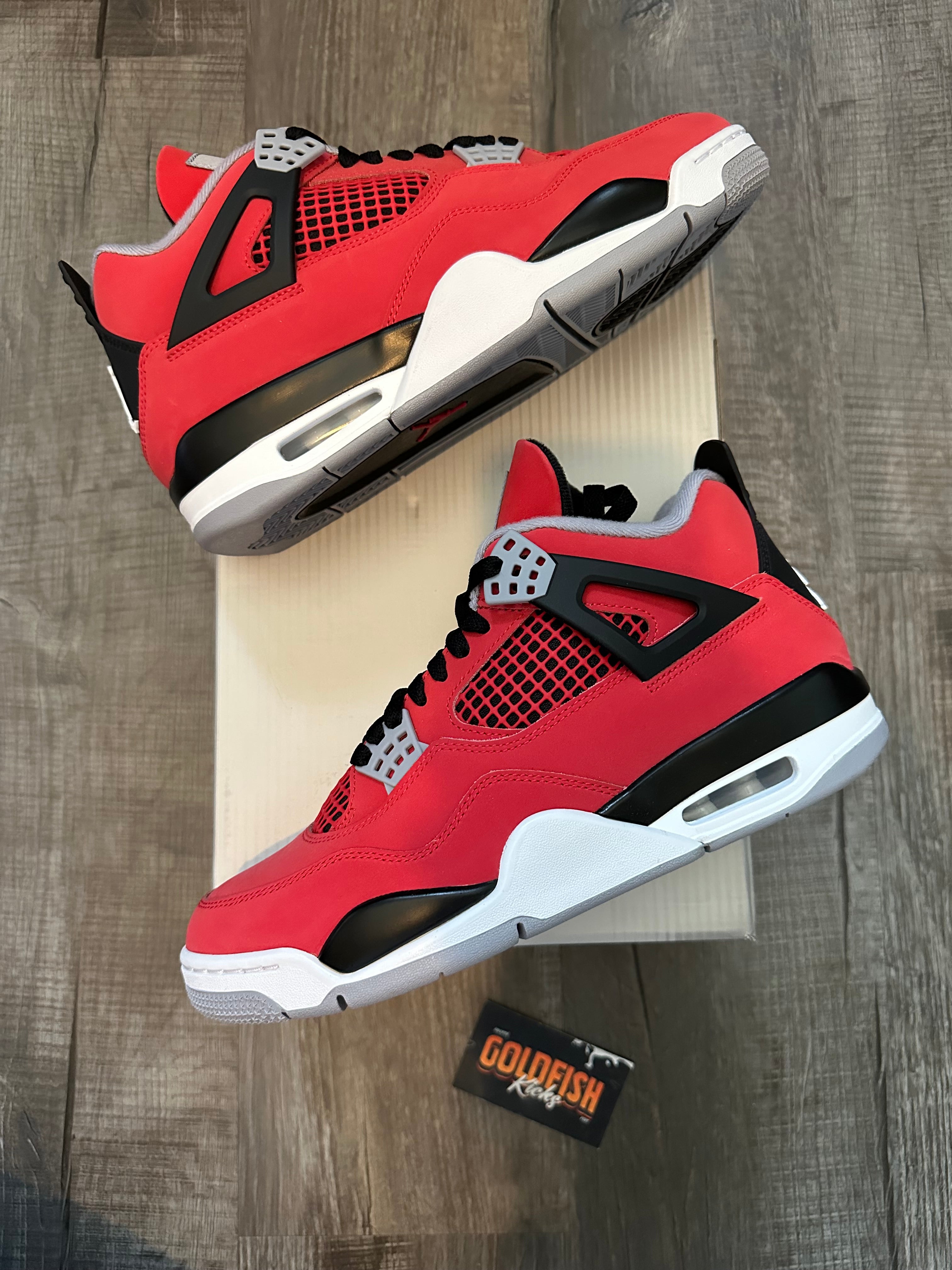 Jordan 4 Retro Toro Bravo (2026) (Multiple Sizes)