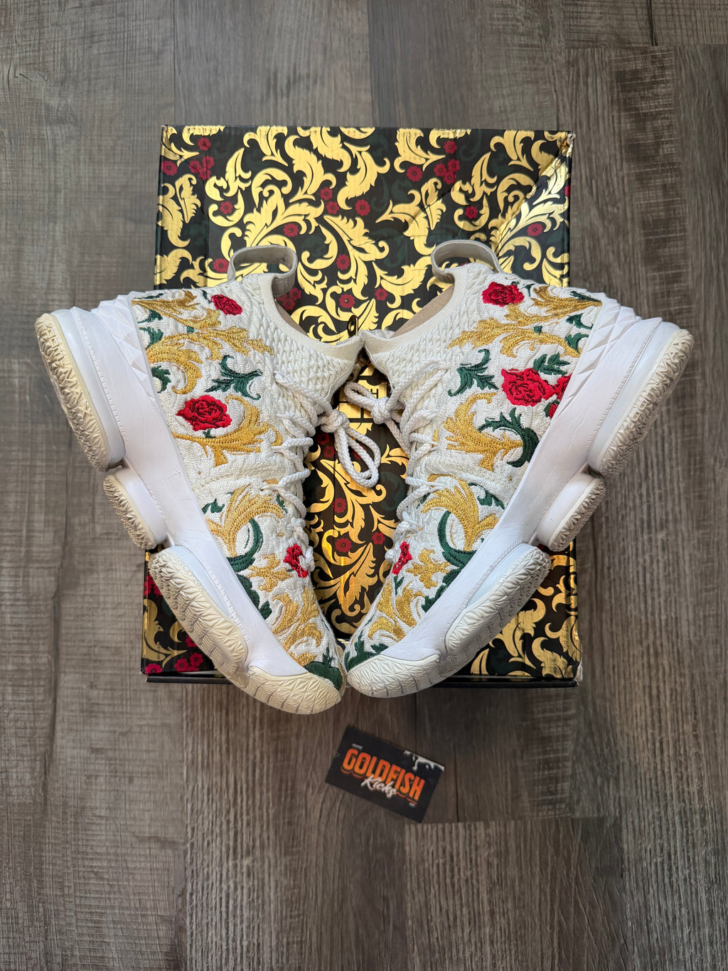 Nike LeBron 15 Performance KITH King's Cloak