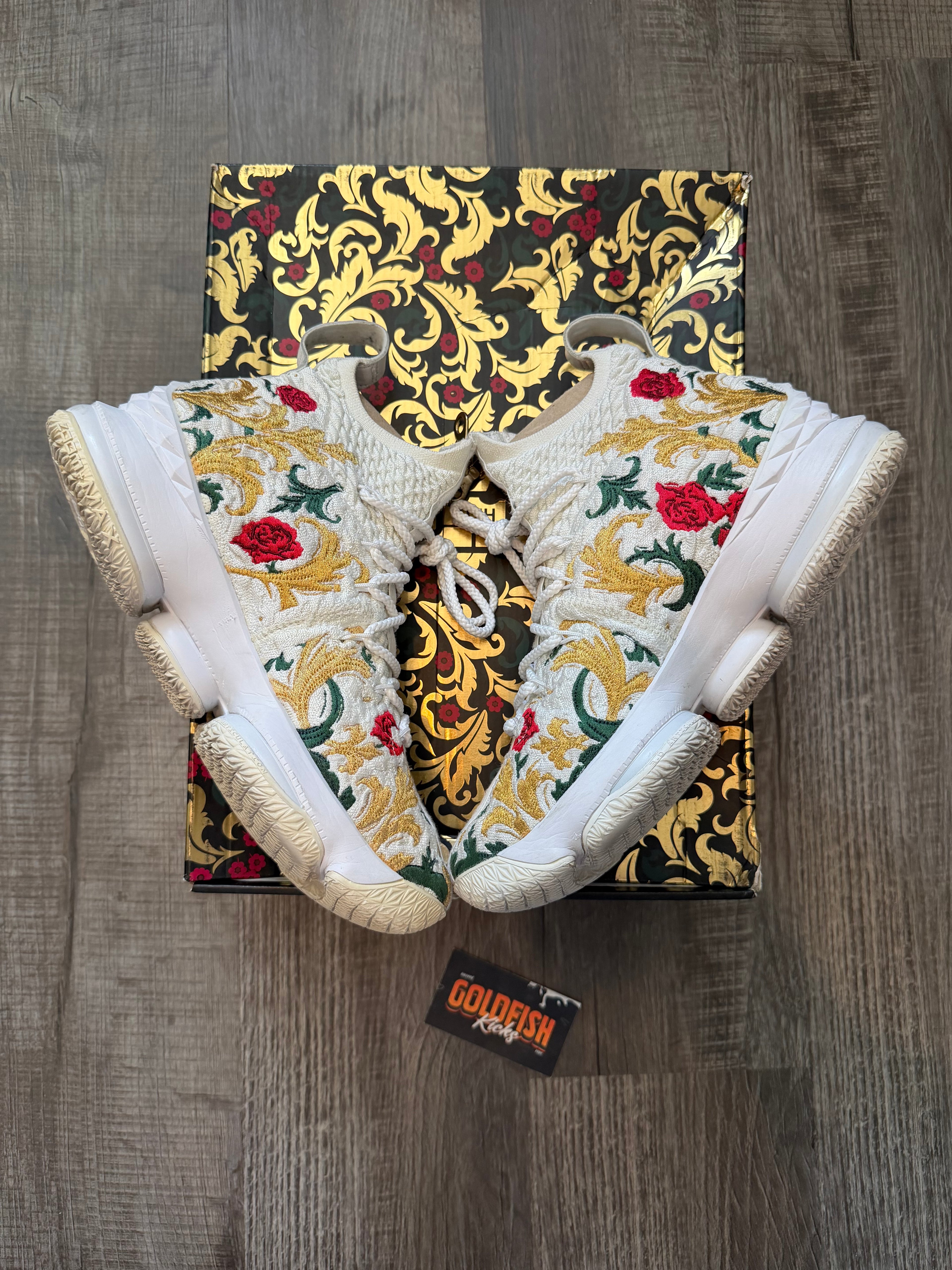 Nike LeBron 15 Performance KITH King's Cloak