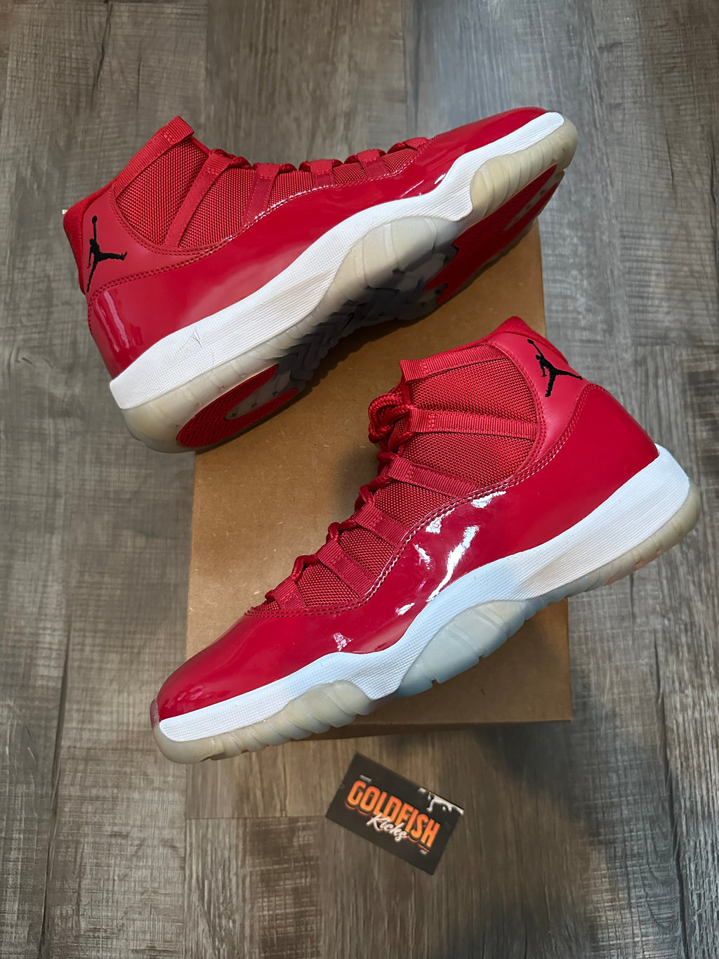 Jordan 11 Retro Win Like 96 (Size 11)