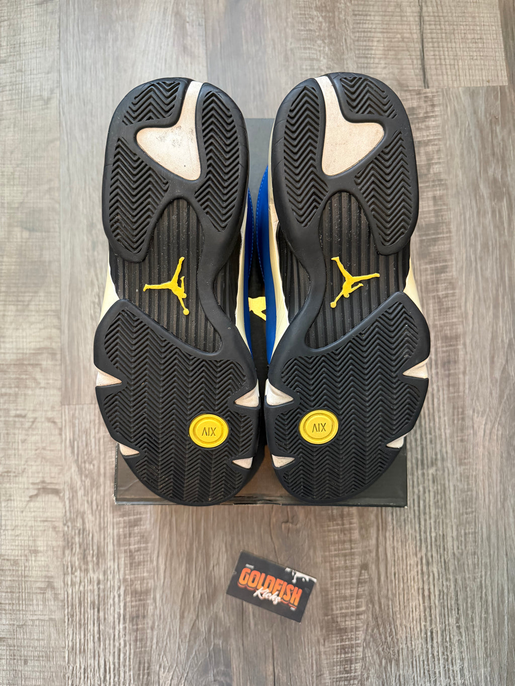 Jordan 14 Retro Low Laney (2015)