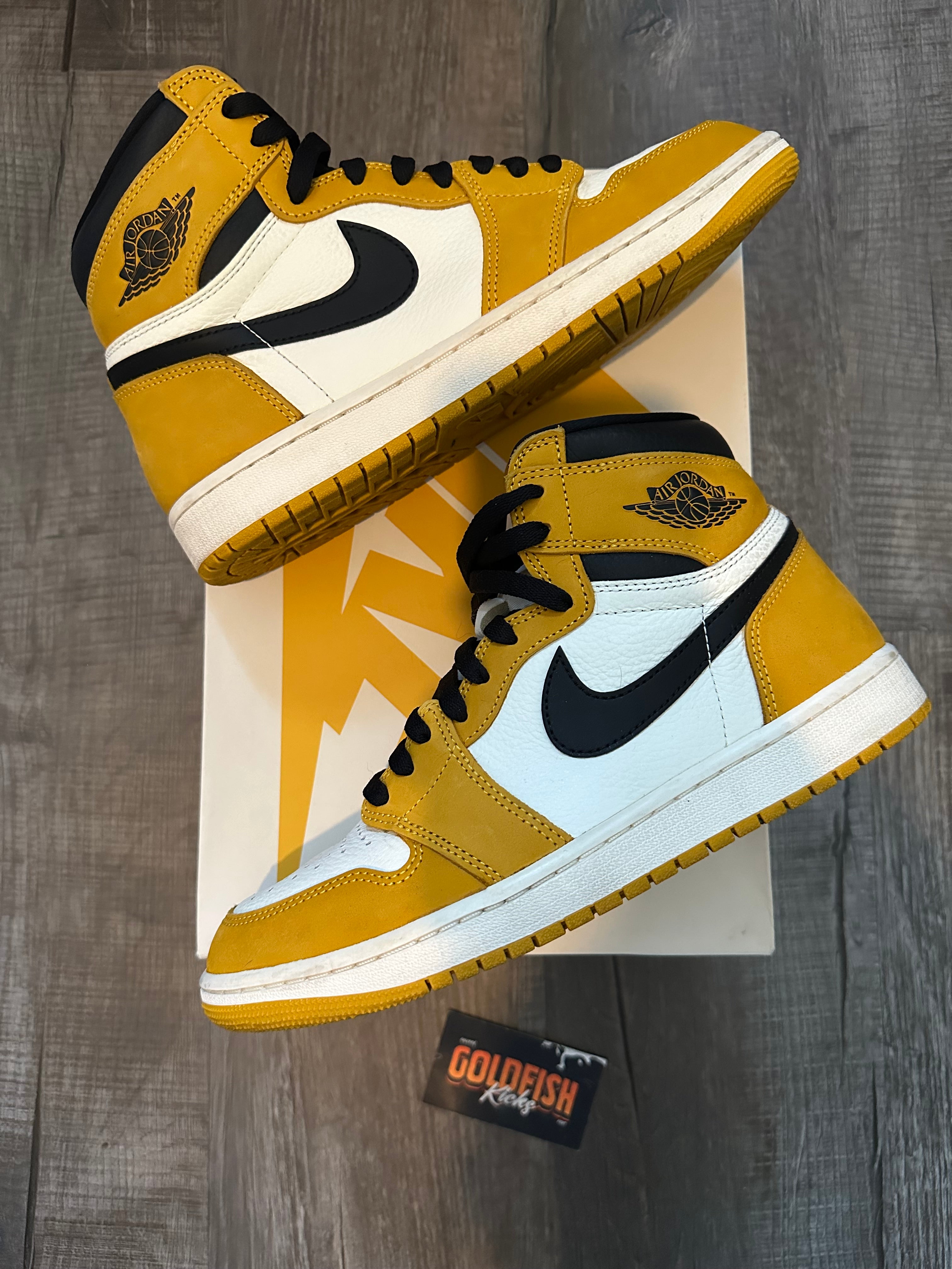 Jordan 1 Retro High OG Yellow Ochre (Size 9)