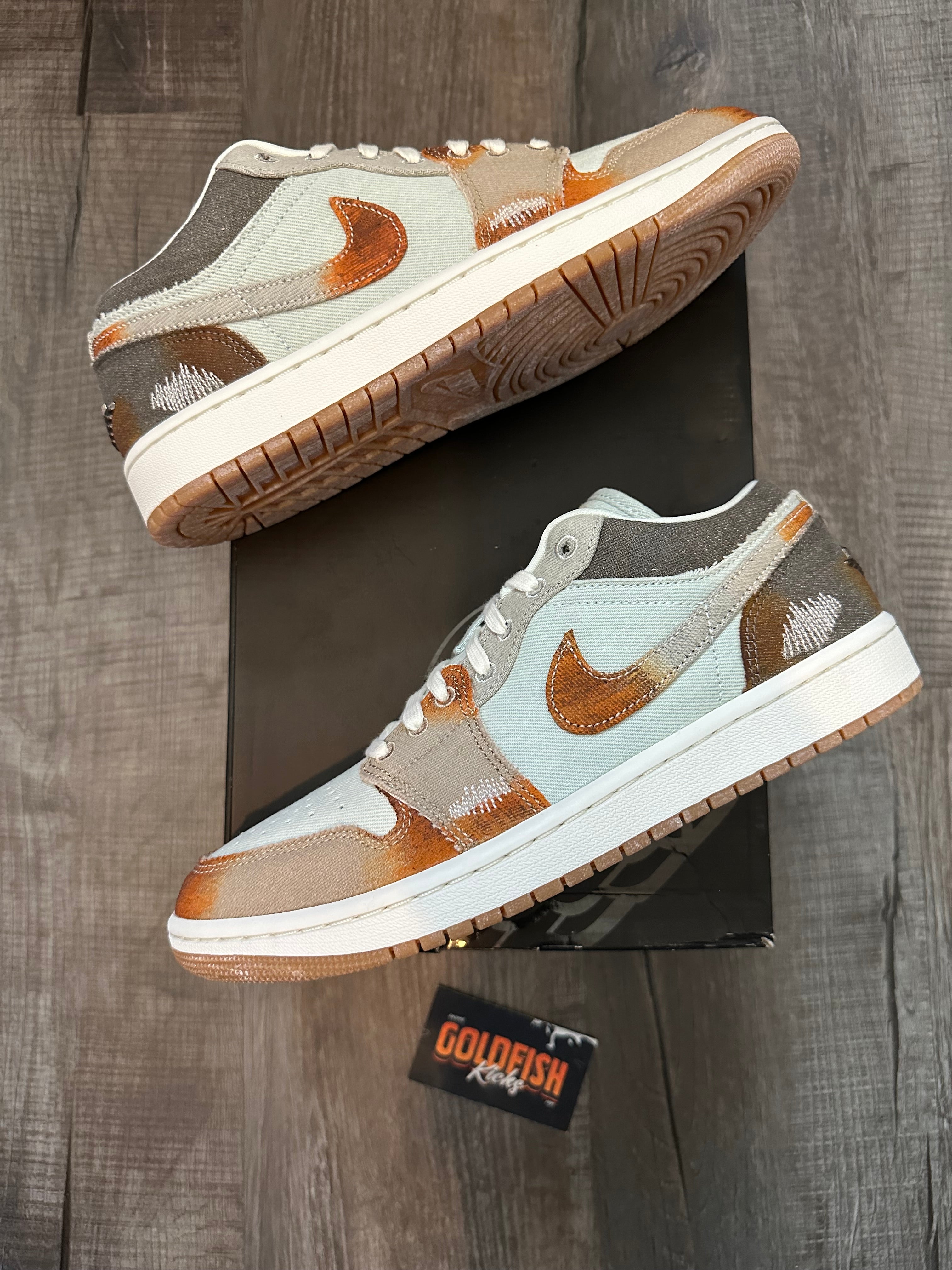 Jordan 1 Low SE Multi-Color Sail Light Bone (Size 9)