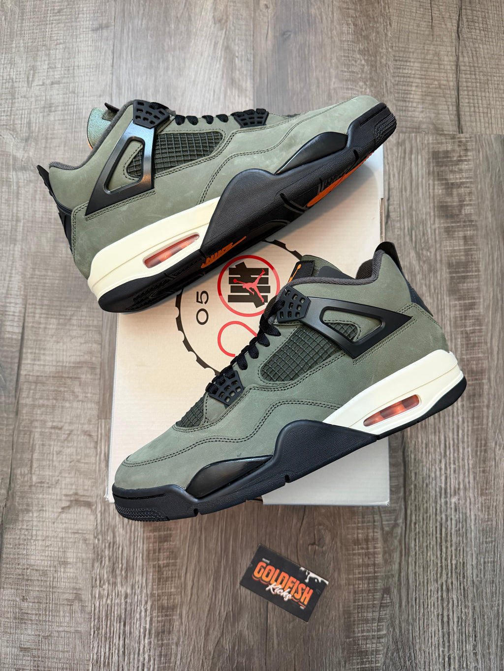 Jordan 4 Retro OG SP Undefeated (2025)