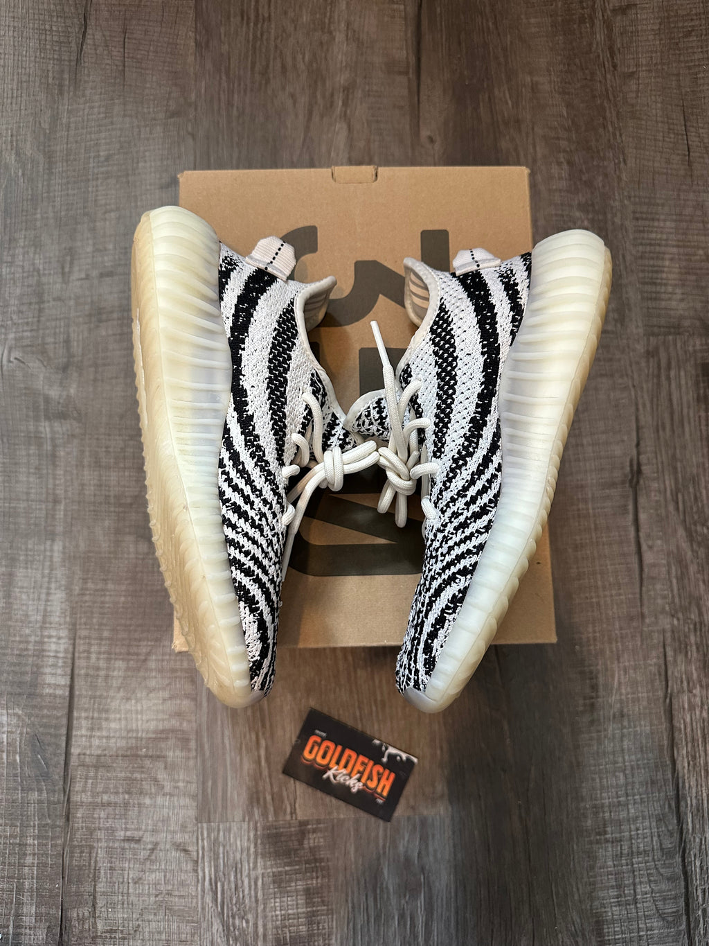 adidas Yeezy Boost 350 V2 Zebra (Size 5M/6.5W)