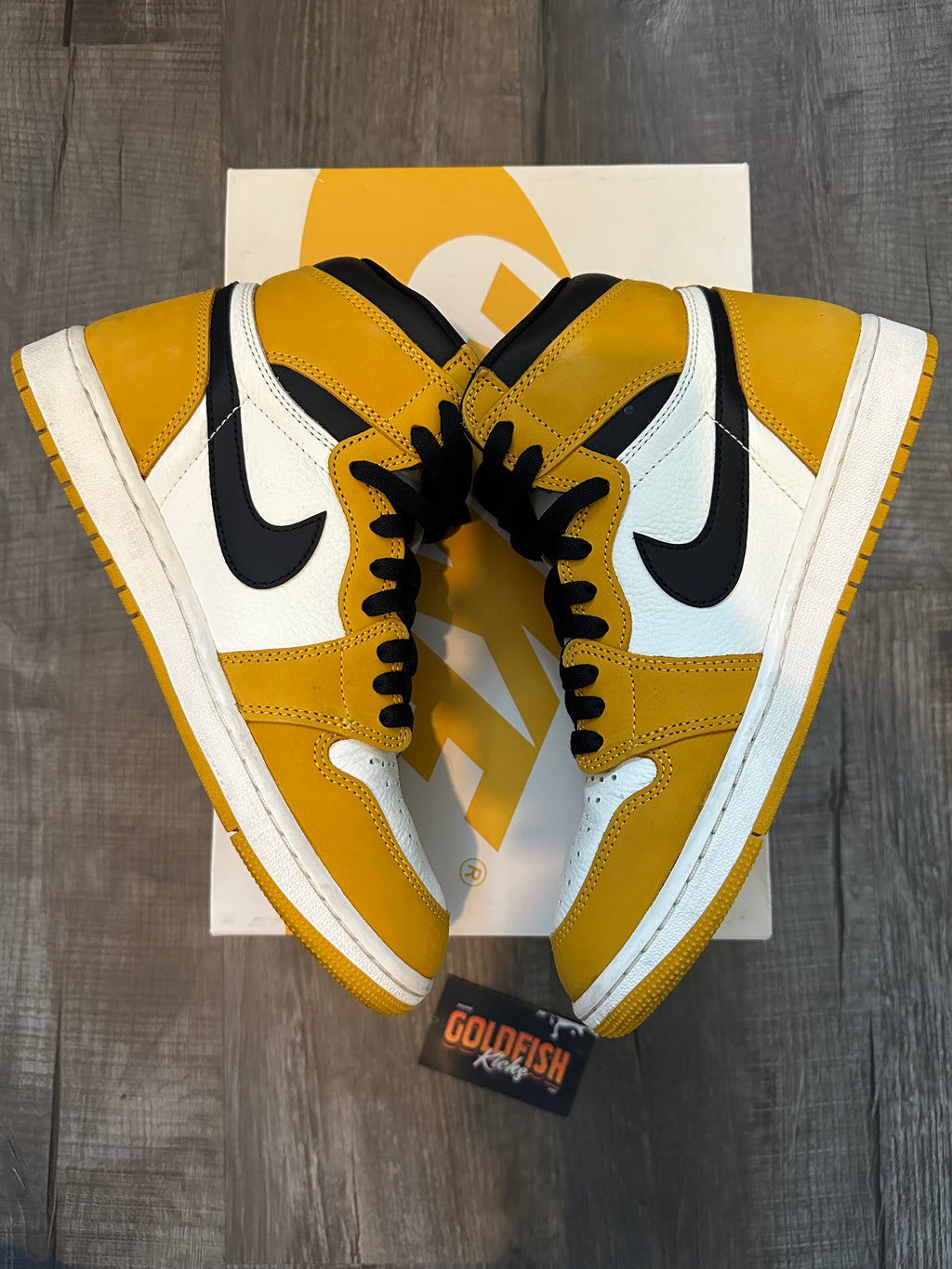 Jordan 1 Retro High OG Yellow Ochre (Size 9)