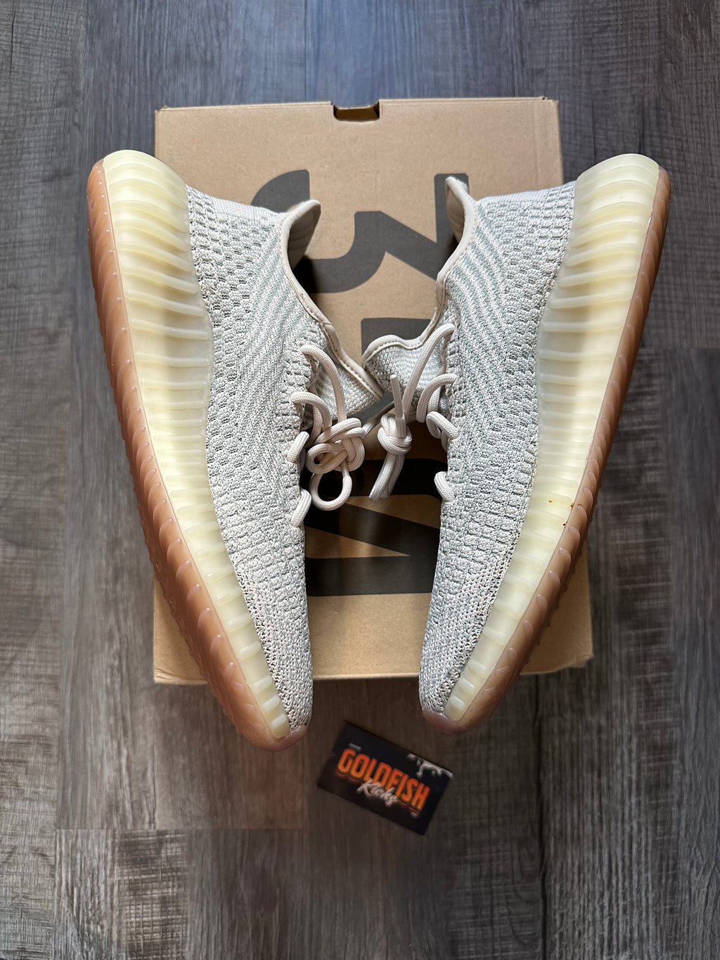 adidas Yeezy Boost 350 V2Citrin (Non-Reflective) (Size 9.5)