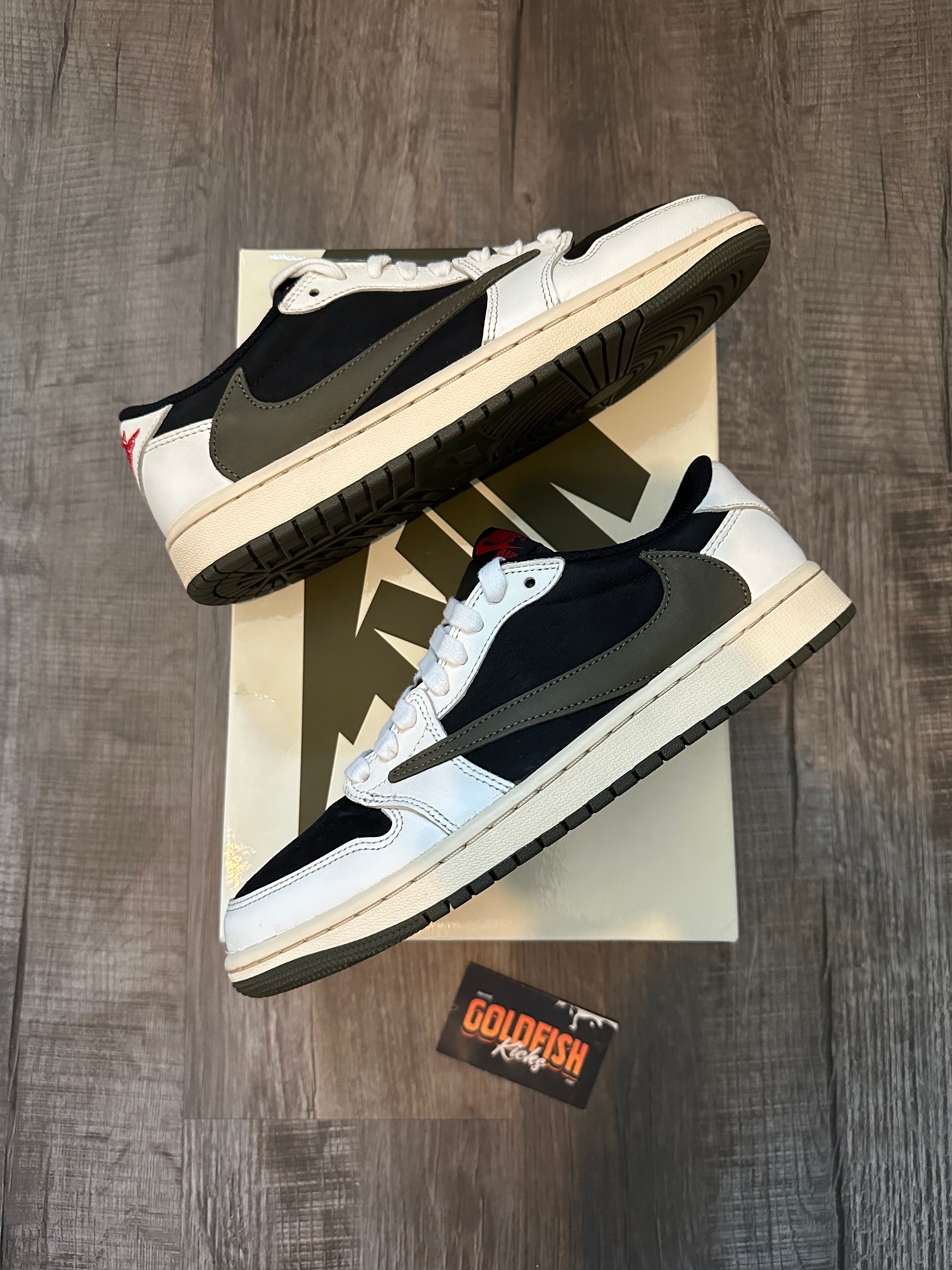 Jordan 1 Retro Low OG SP Travis Scott Olive (Women's) (Size 10W/8.5M)
