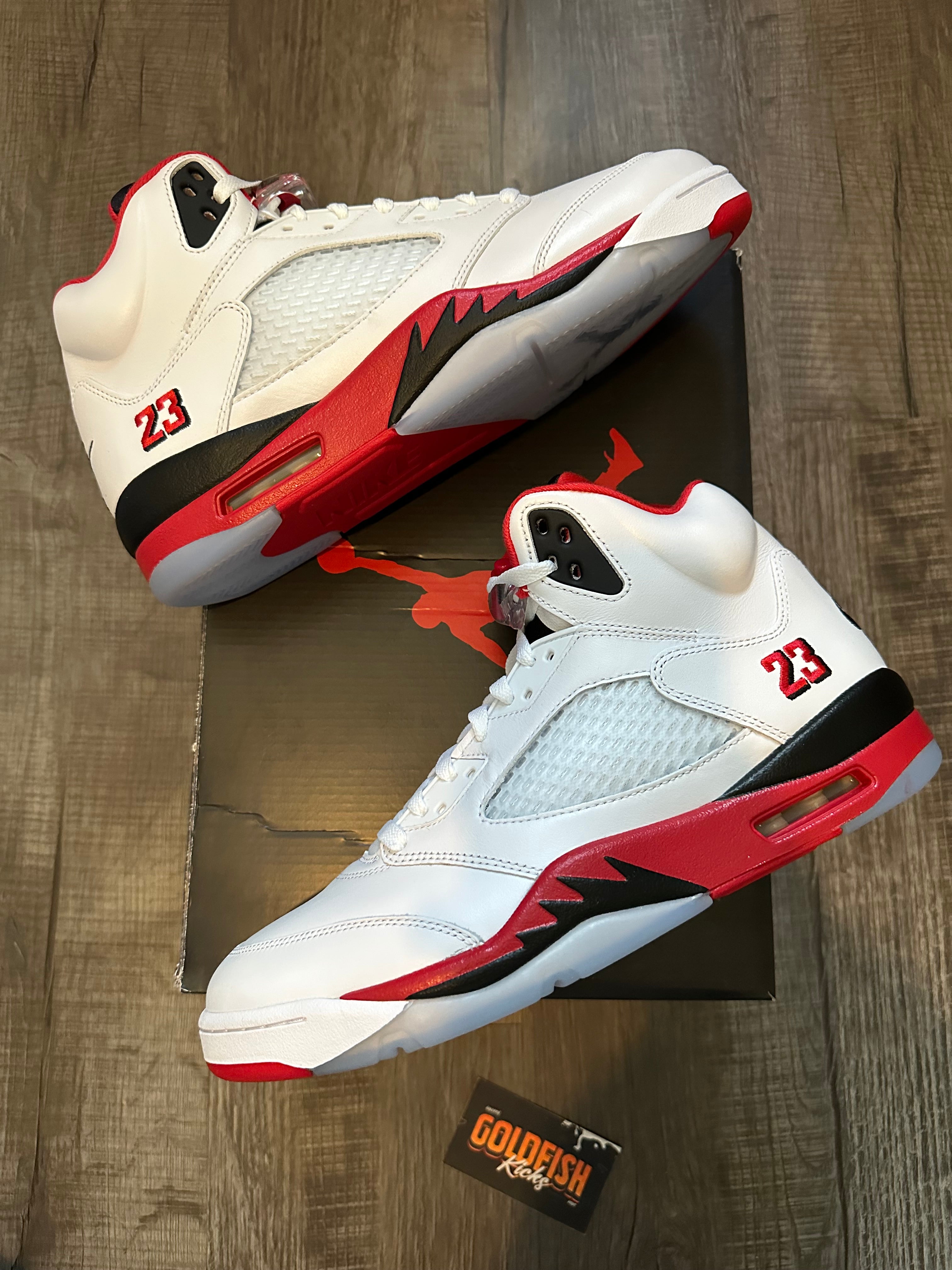 Jordan 5 Retro Fire Red Black Tongue (2025) (Size 12)