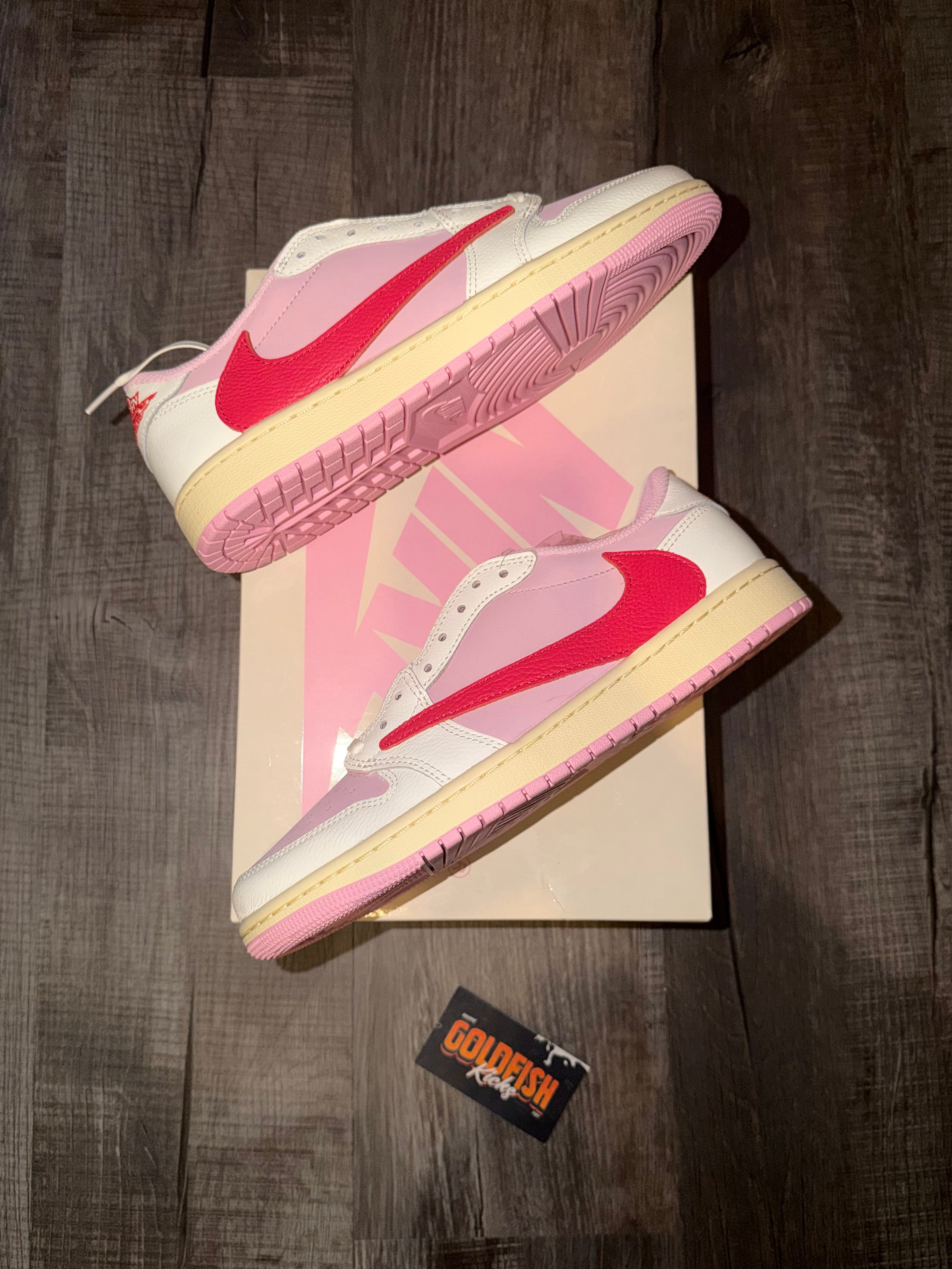 Jordan 1 Retro Low OG SP Travis Scott Sail Tropical Pink