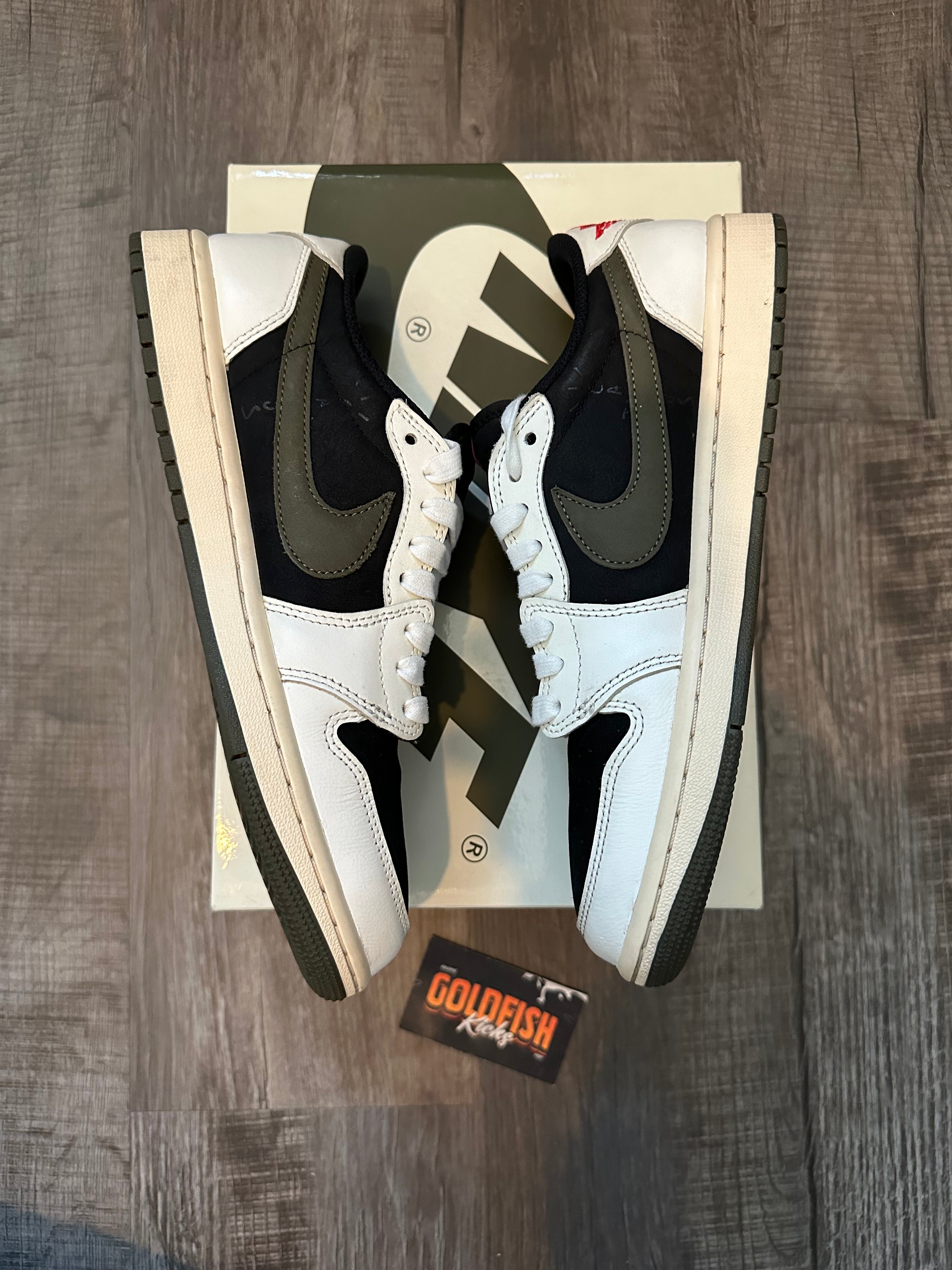 Jordan 1 Retro Low OG SP Travis Scott Olive (Women's) (Size 10W/8.5M)